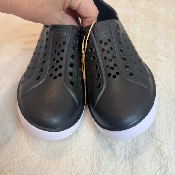 NEW People ACE Rubber Sneakers Slip On Water Shoes Black M 5 W 7 Perforated - Picture 7 of 9